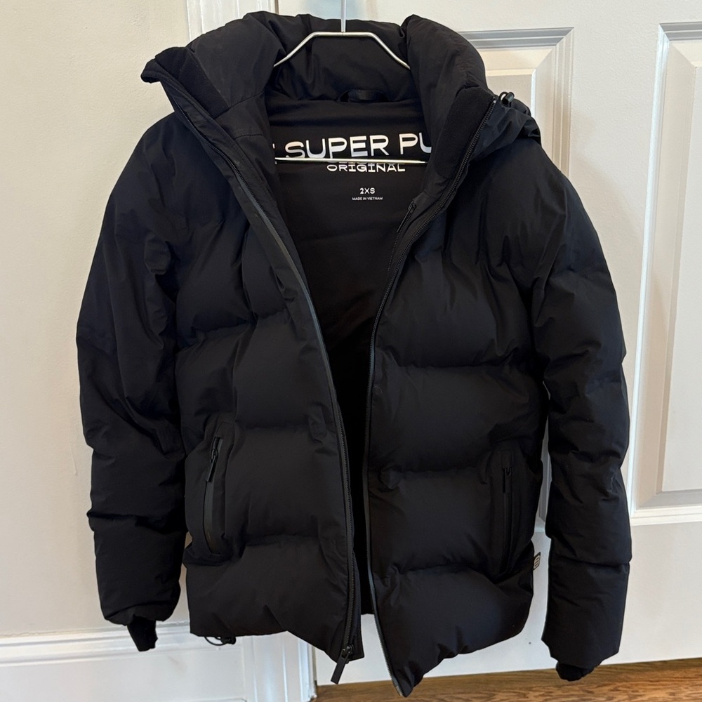 Aritzia Super Puff 2O Original Jacket